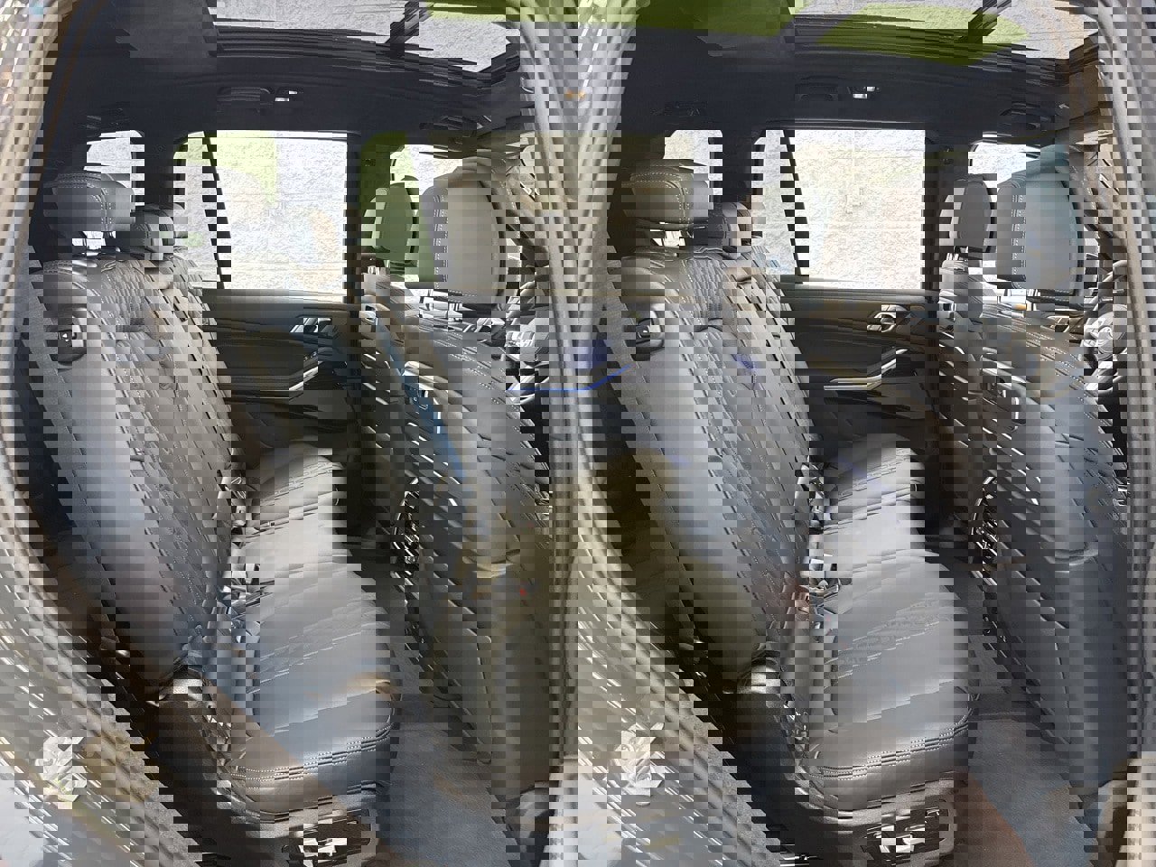 New 2026 BMW X7 xDrive40i w/ M Sport Package image 53