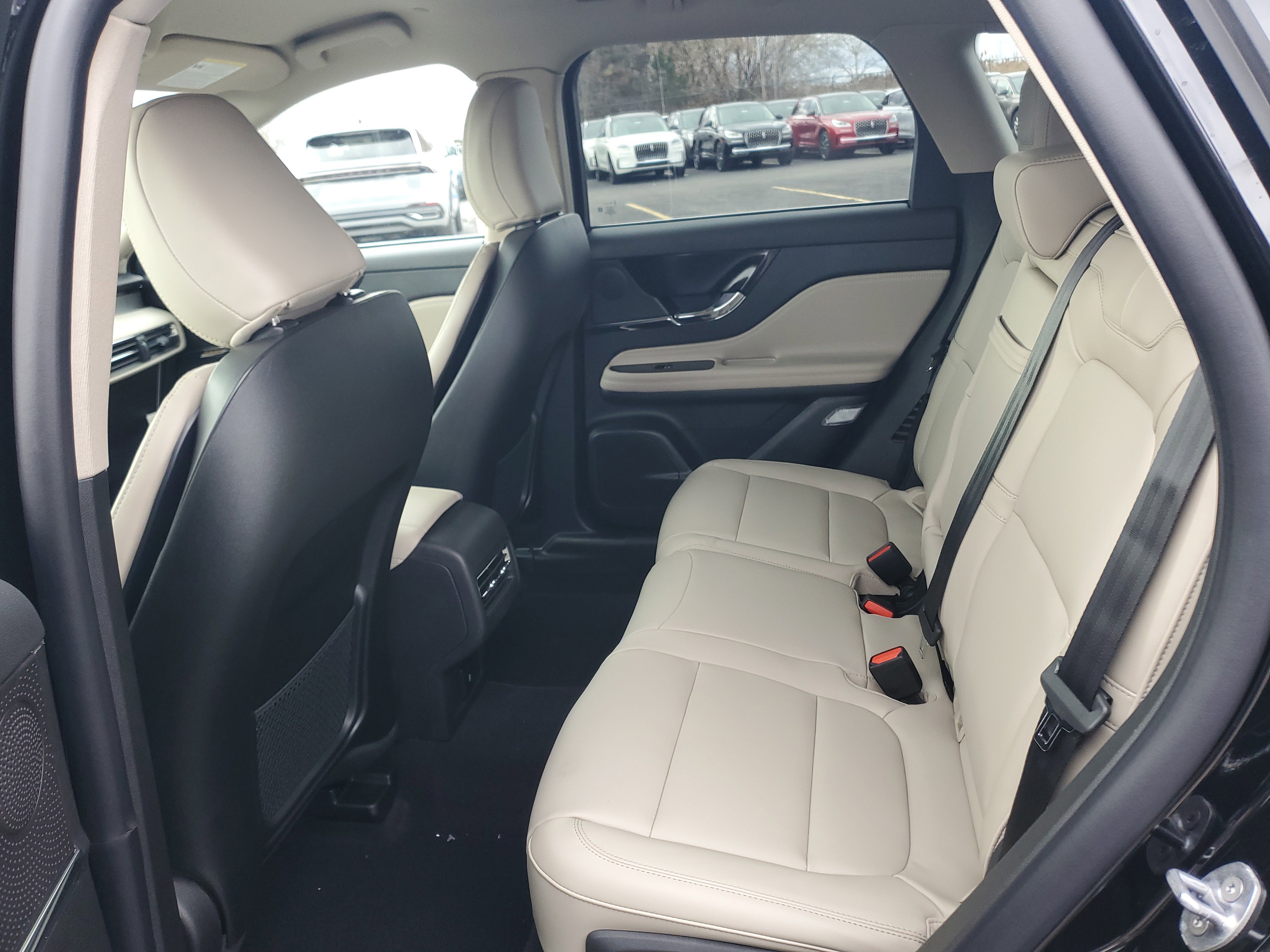 New 2026 Lincoln Corsair Premiere image 23