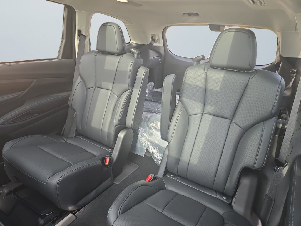Certified 2025 Subaru Ascent Touring AWD/4WD image 13