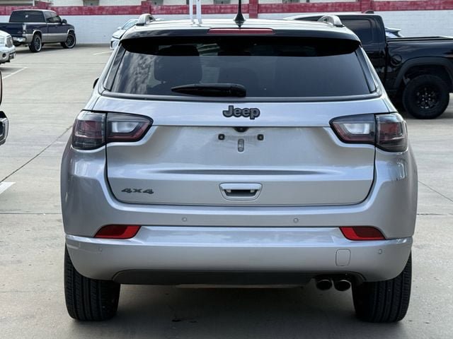 Used 2022 Jeep Compass High Altitude AWD/4WD image 5