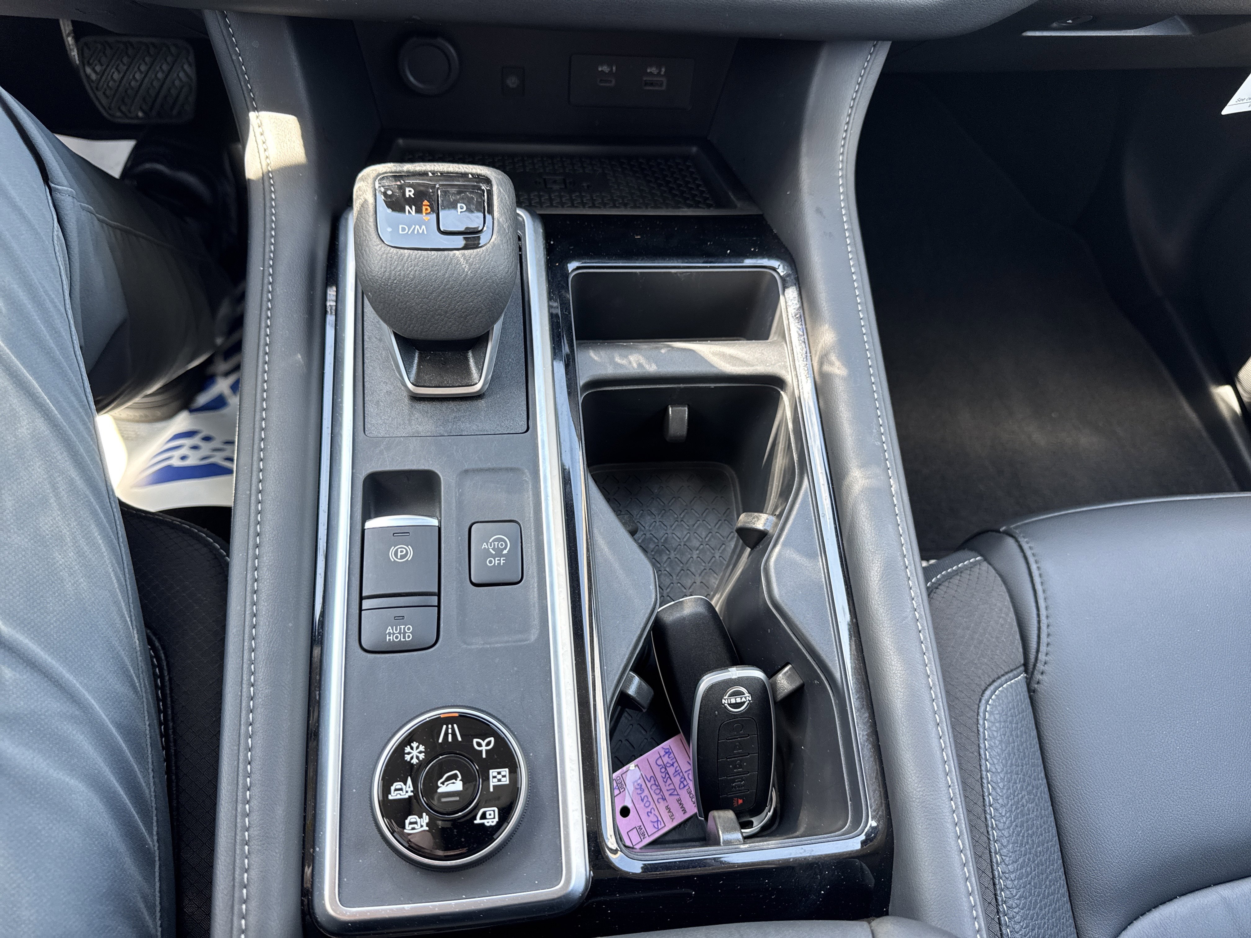Certified 2025 Nissan Pathfinder SL AWD/4WD image 40