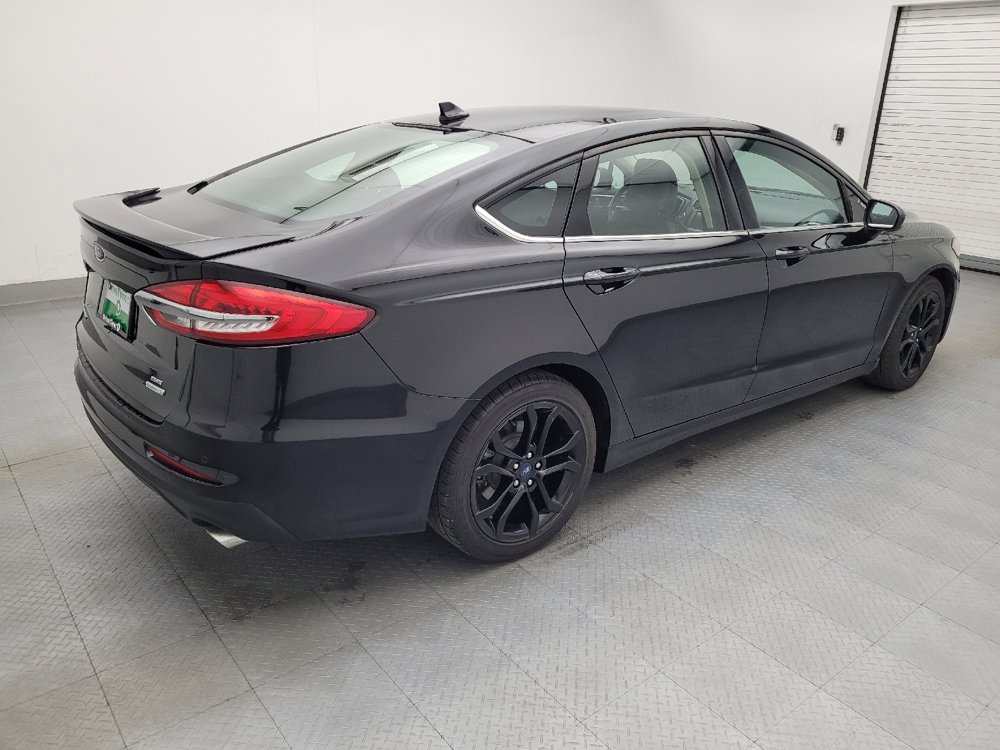 Used 2019 Ford Fusion SE w/ Equipment Group 151A FWD image 10