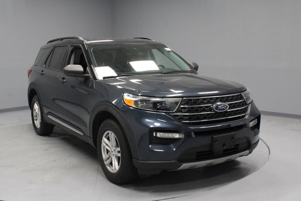 Certified 2022 Ford Explorer XLT w/ Equipment Group 202A