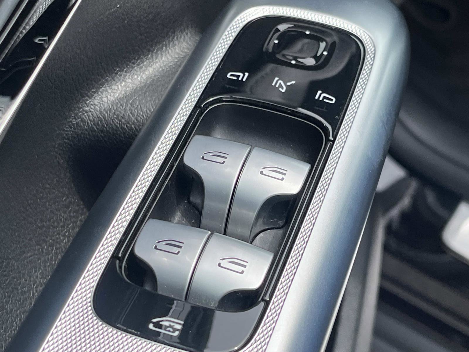 Certified 2023 Mercedes-Benz EQE 350+ 4MATIC SUV image 19