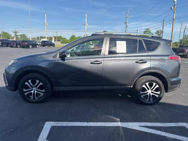 Used 2016 Toyota RAV4 LE AWD/4WD image 6