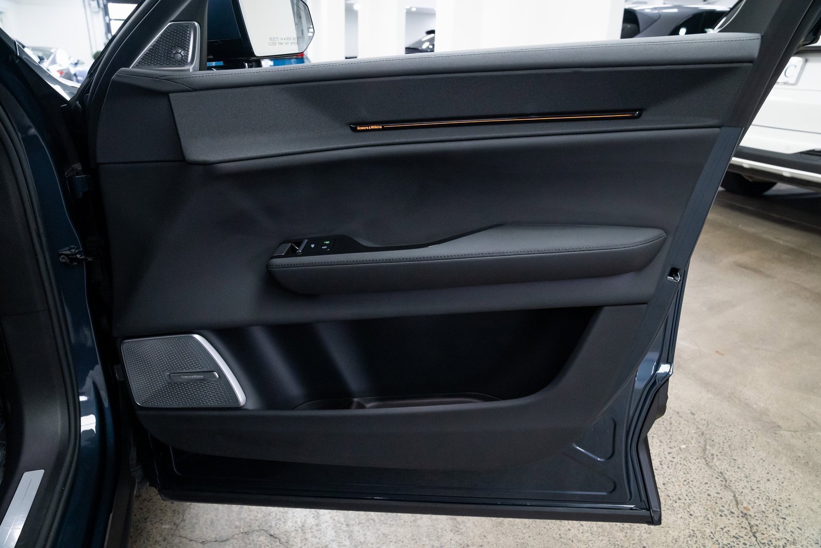 Used 2025 Polestar Polestar 3 image 24