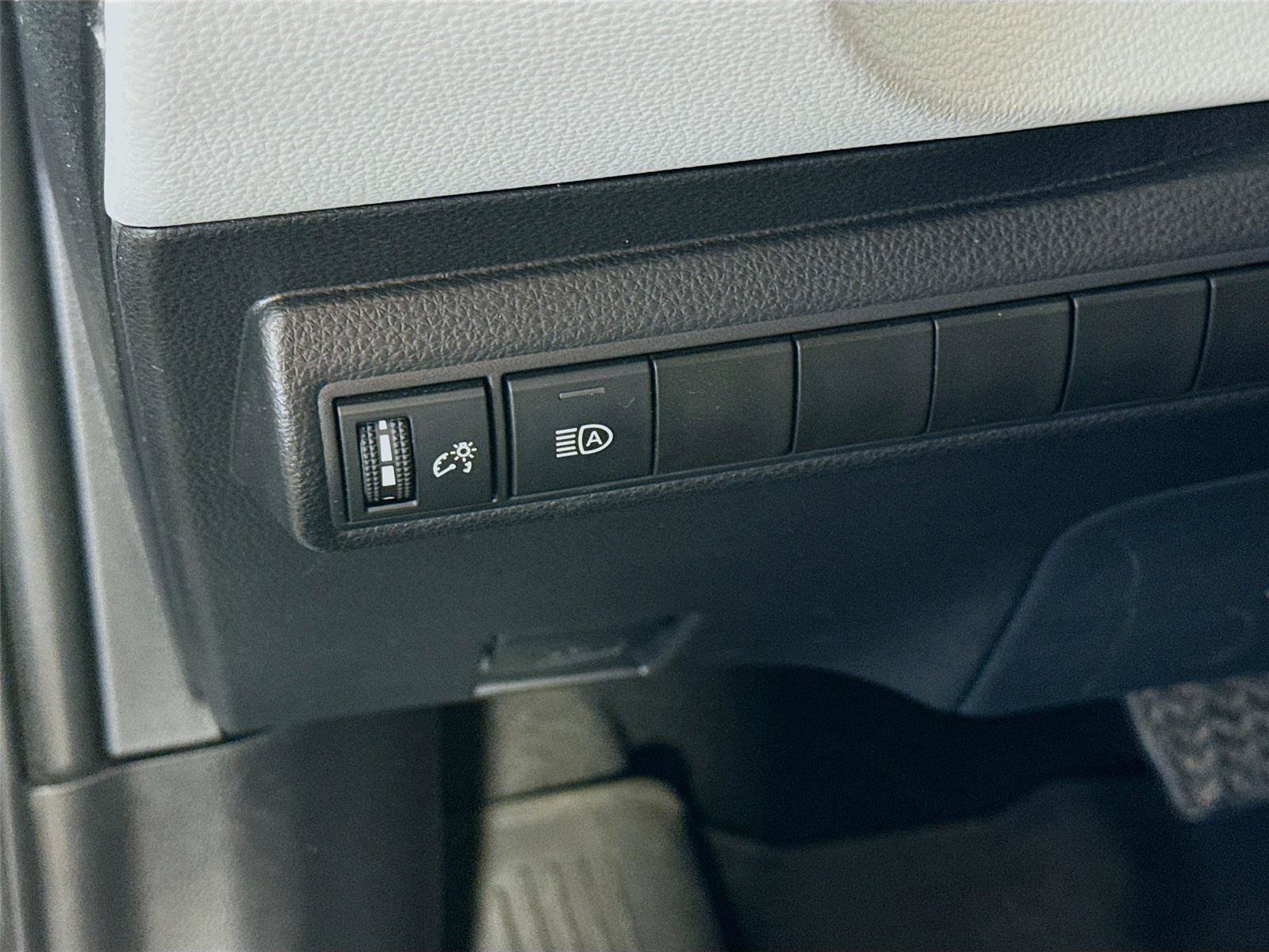 Used 2025 Toyota Corolla FX w/ Convenience Package FWD image 4