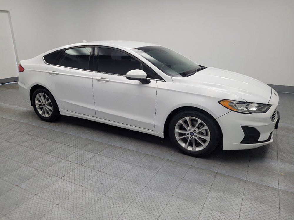 Used 2020 Ford Fusion SE image 11