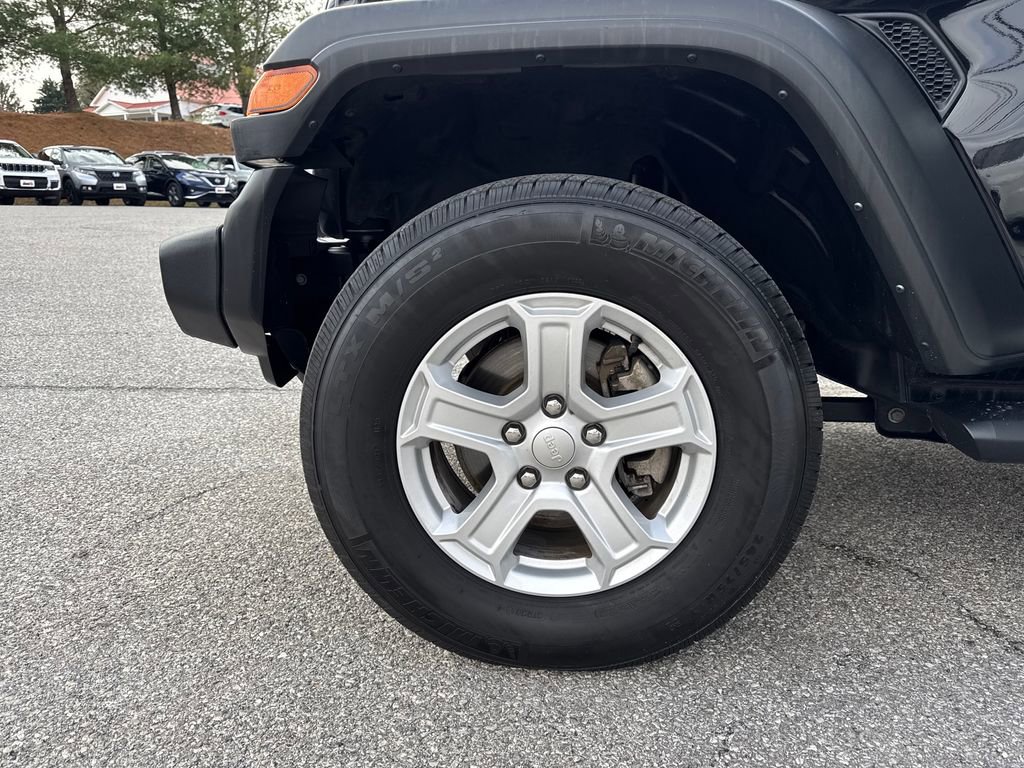 Used 2022 Jeep Wrangler Sport S image 26
