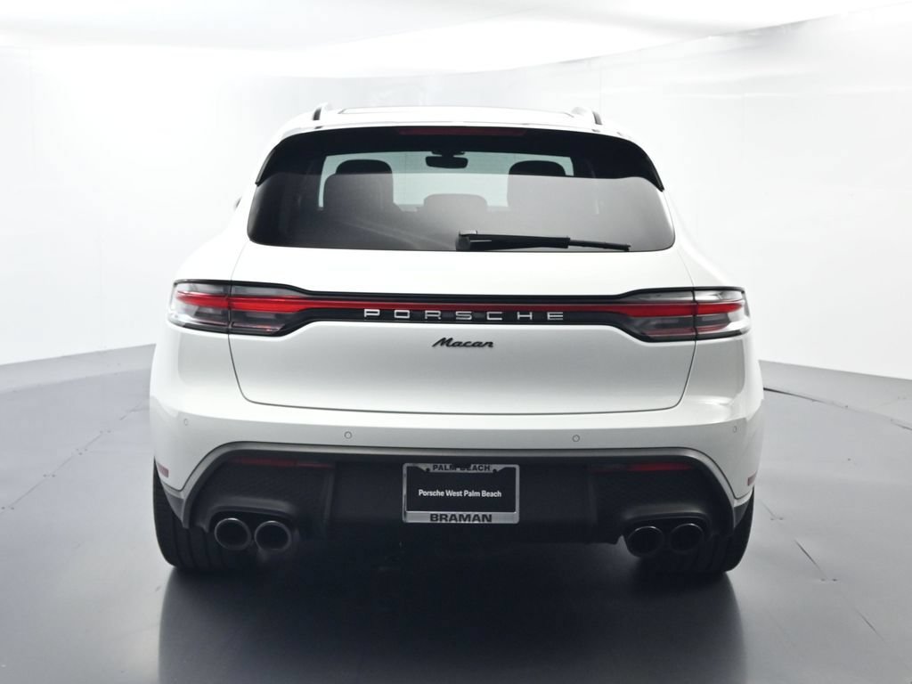 Certified 2026 Porsche Macan AWD/4WD image 13
