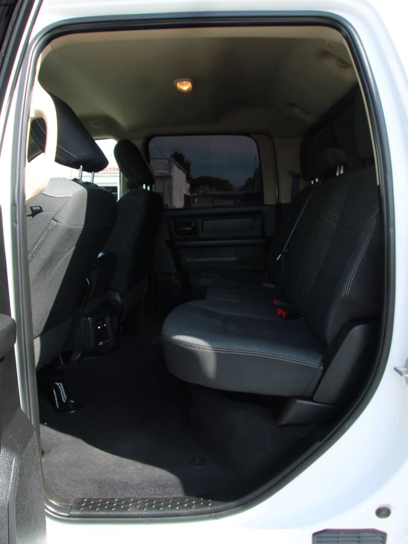 Used 2020 RAM 3500 Tradesman image 11