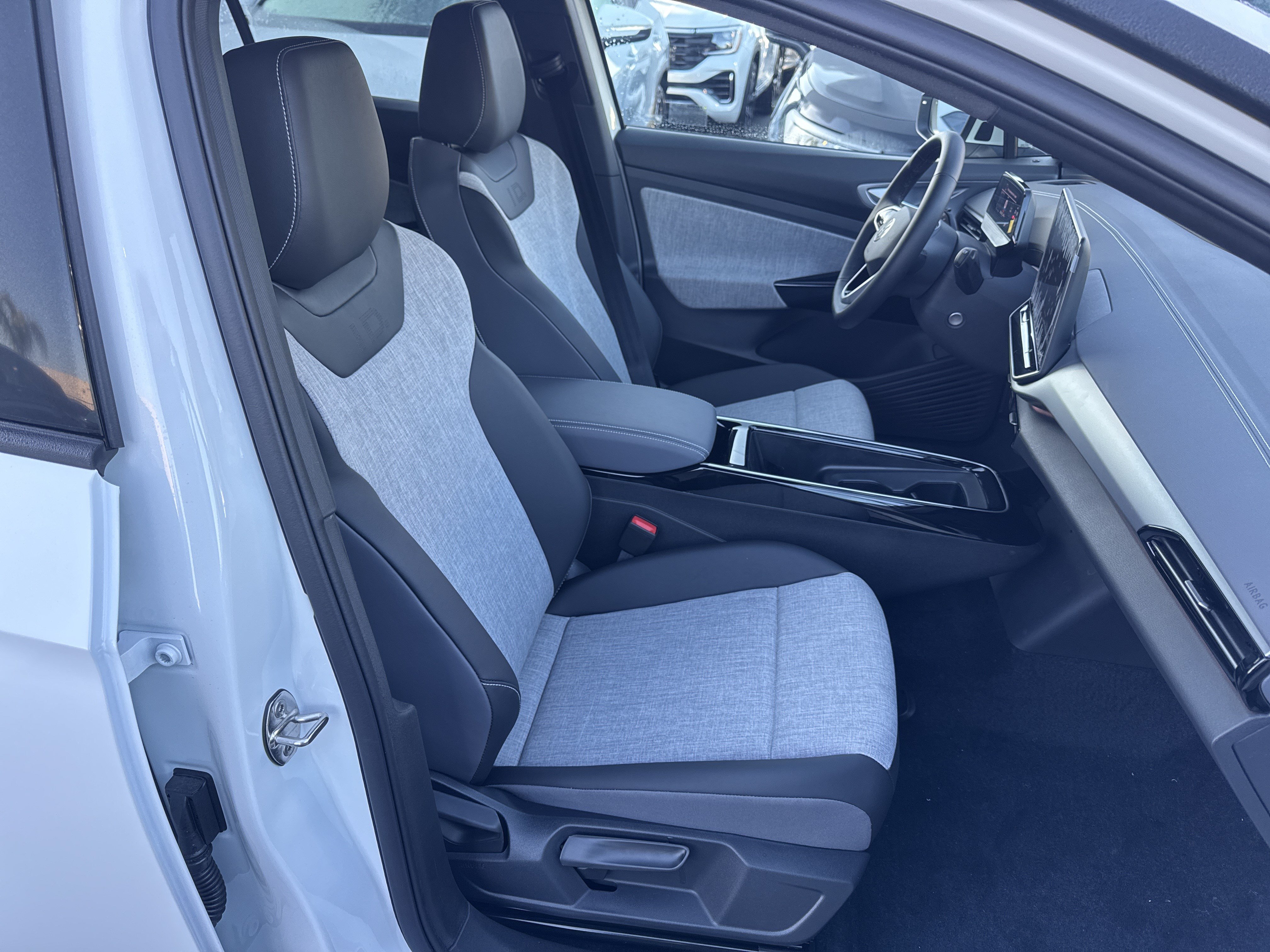 New 2026 Volkswagen ID.4 Pro RWD image 20