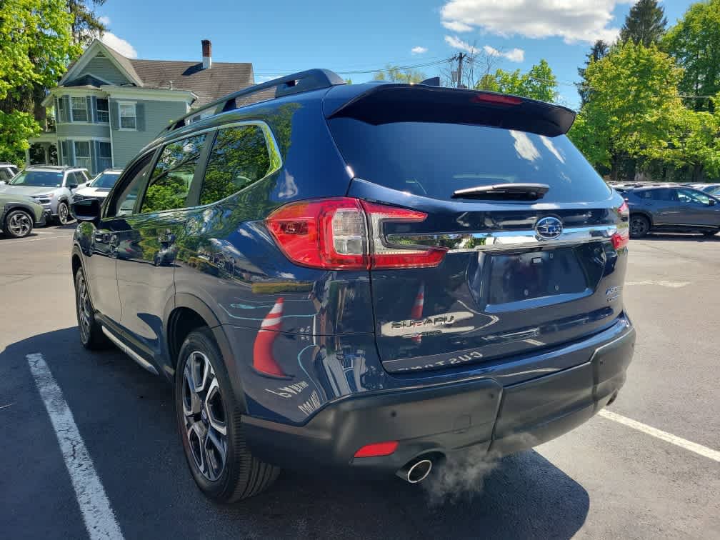 Certified 2025 Subaru Ascent Limited AWD/4WD image 6