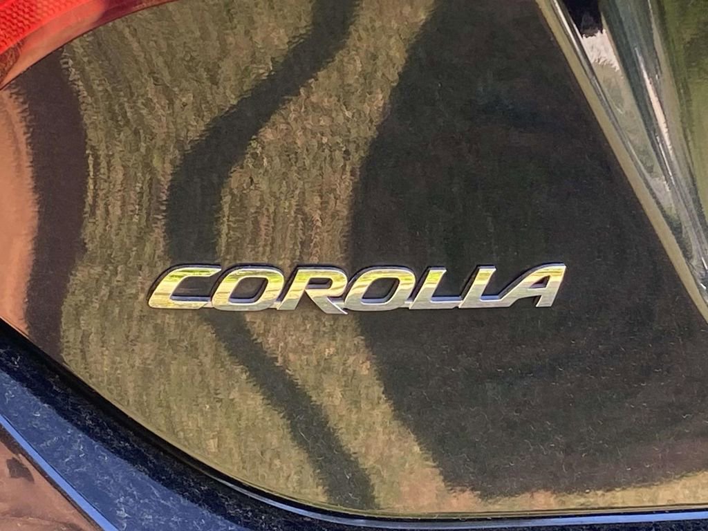 Used 2019 Toyota Corolla LE FWD image 11
