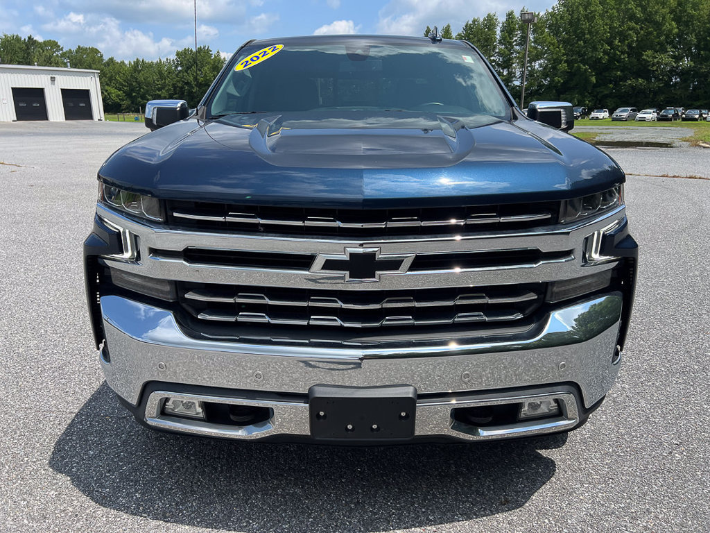 Used 2022 Chevrolet Silverado 1500 LTZ w/ LTZ Premium Package AWD/4WD image 15