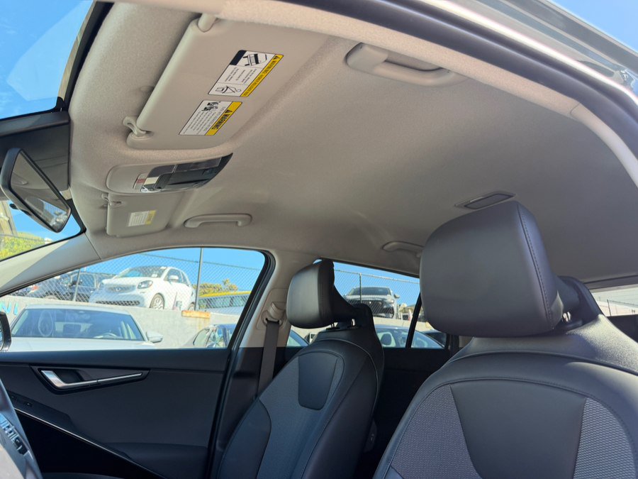Used 2024 Kia Niro Wind FWD image 18