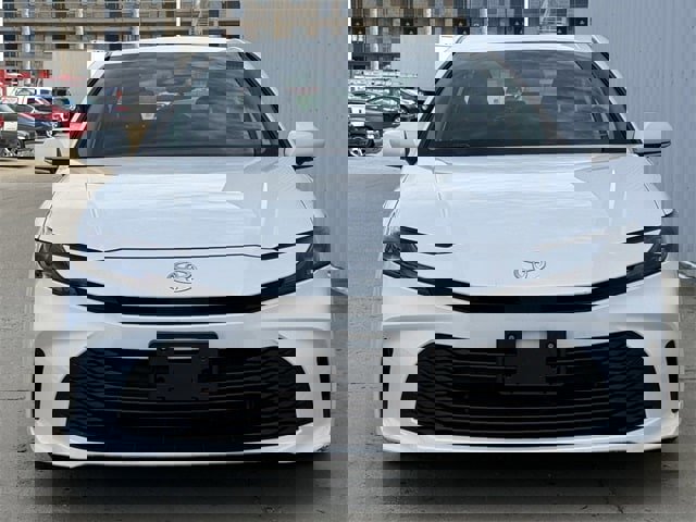 Used 2025 Toyota Camry LE image 8