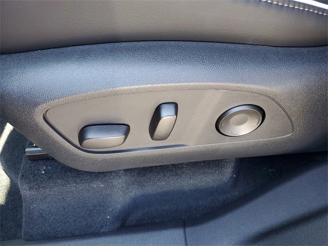 New 2025 Buick Enclave Sport Touring w/ Super Cruise Package image 7