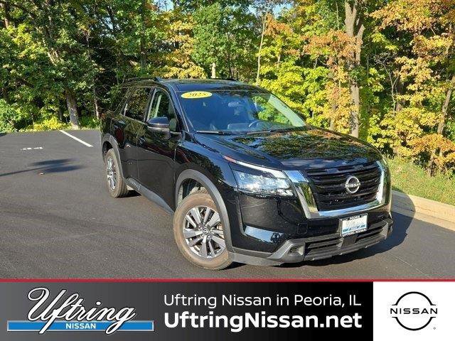 Used 2025 Nissan Pathfinder SV