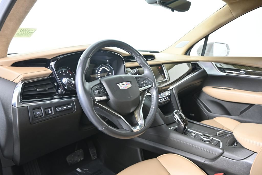 Used 2020 Cadillac XT6 Premium Luxury w/ Platinum Package AWD/4WD image 23