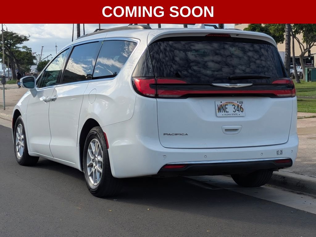 Used 2022 Chrysler Pacifica Touring-L image 3