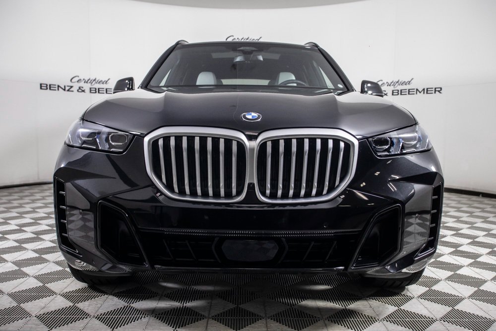Used 2026 BMW X5 sDrive40i w/ M Sport Package image 4