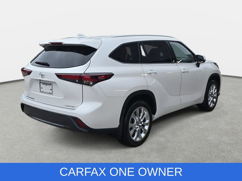 Used 2024 Toyota Highlander Limited image 5