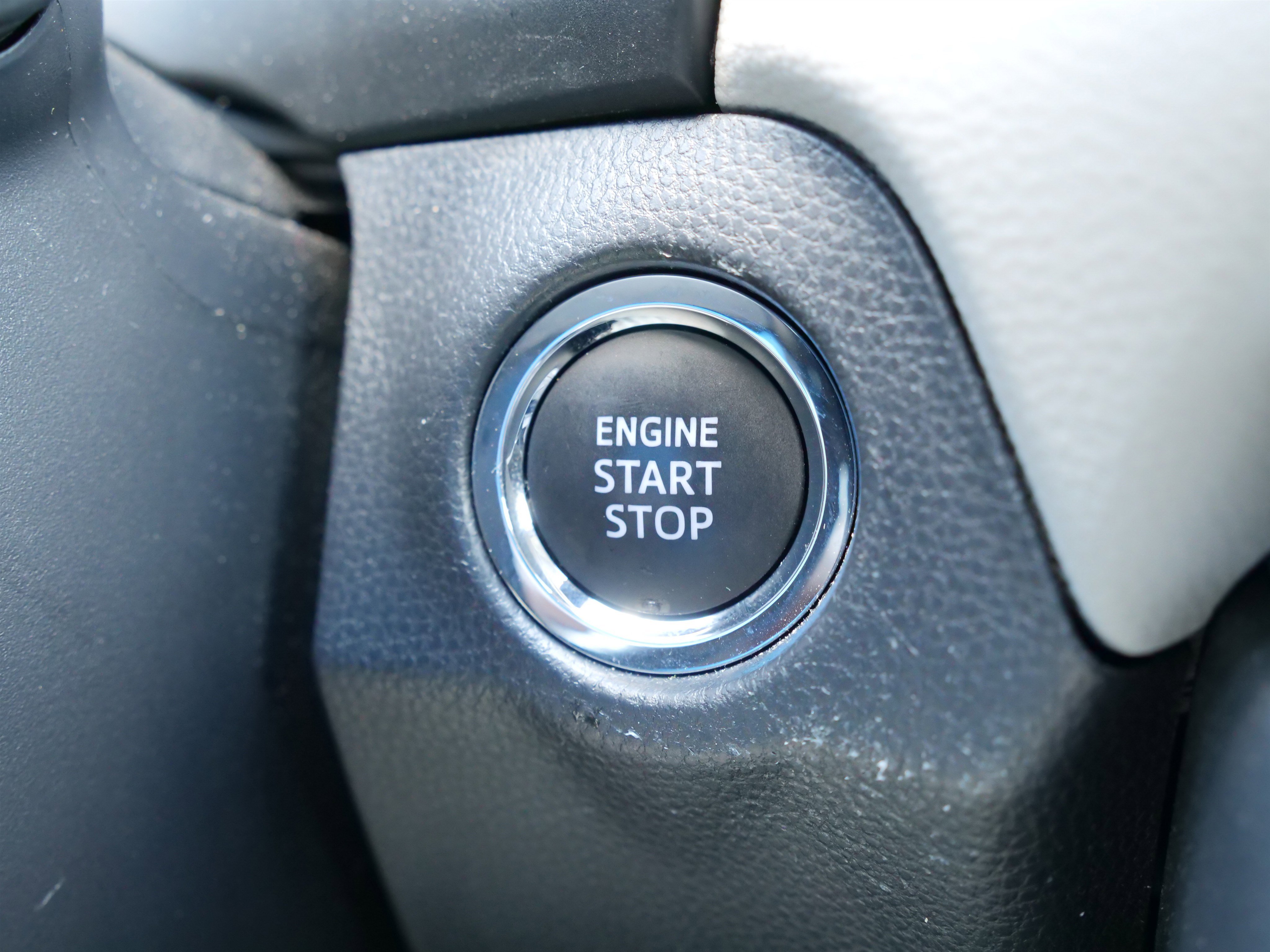 Used 2024 Toyota RAV4 XLE image 25