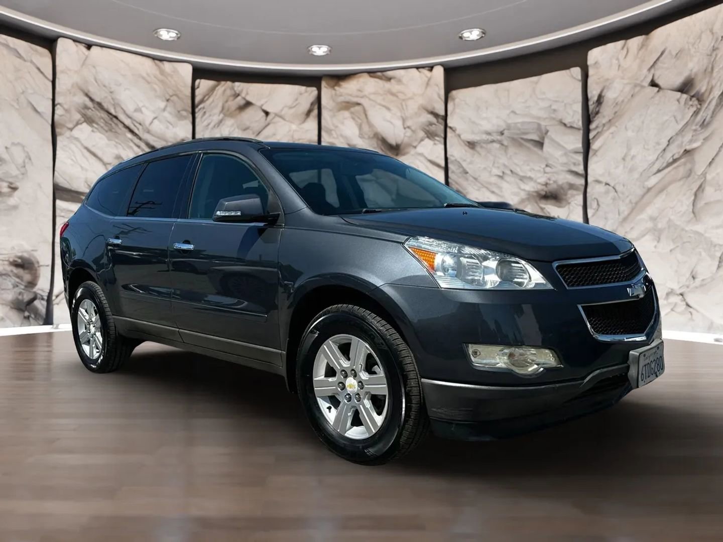 Used 2011 Chevrolet Traverse LT w/ Personal Connectivity Package FWD image 3
