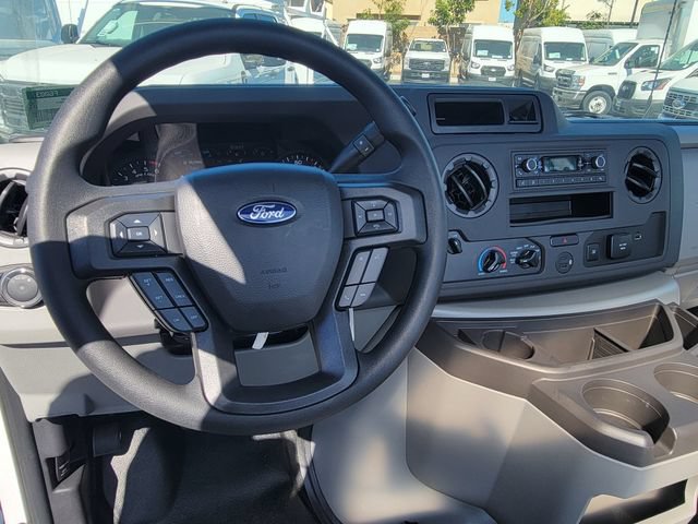 New 2026 Ford E-350 and Econoline 350 Super Duty RWD image 4