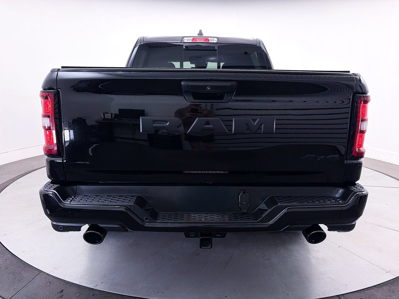 Used 2025 RAM 1500 Tradesman AWD/4WD image 16