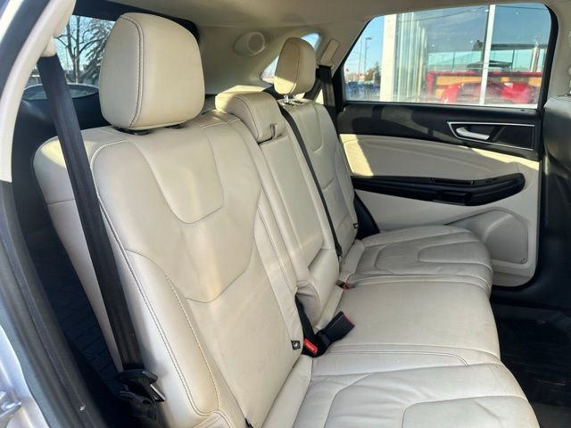 Used 2016 Ford Edge Titanium w/ Technology Package image 15