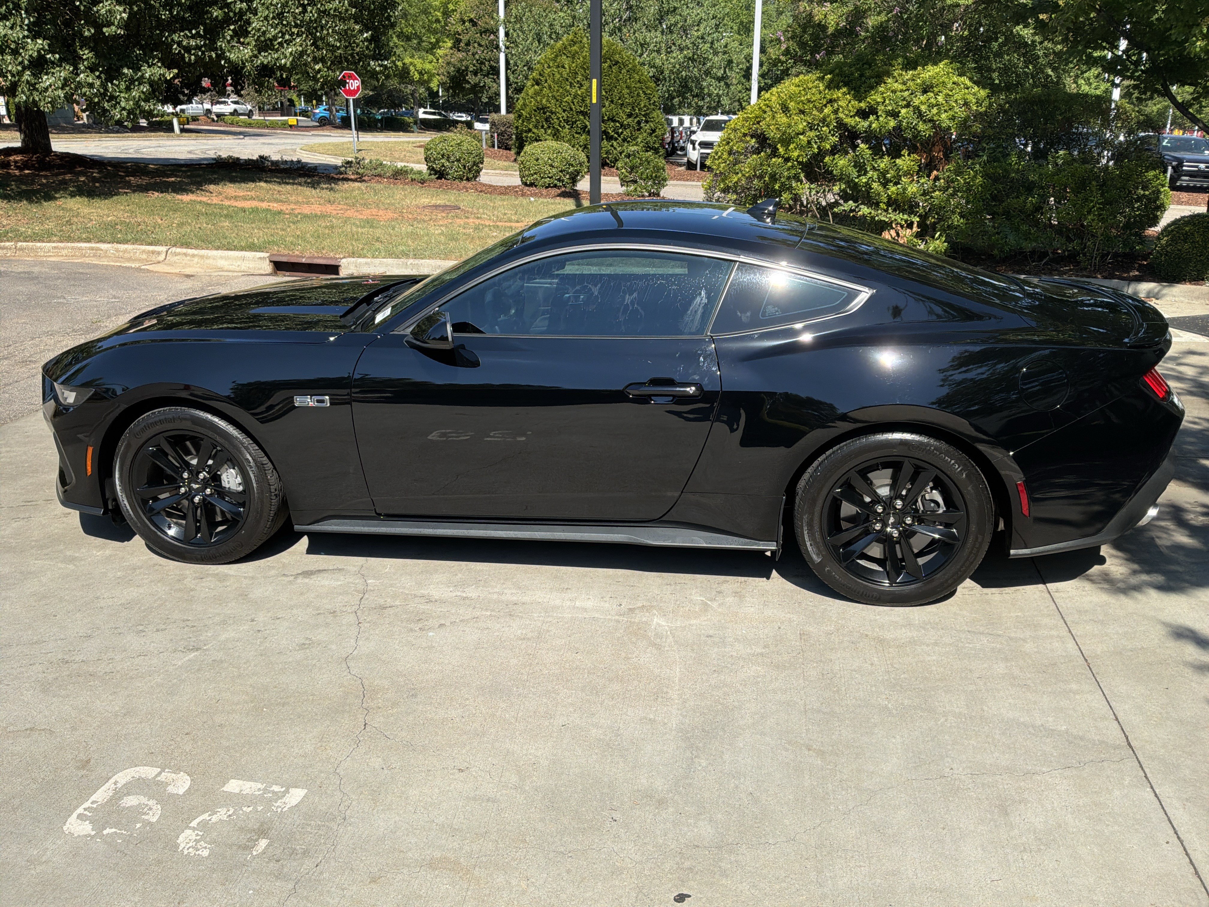 Used 2025 Ford Mustang GT RWD image 7