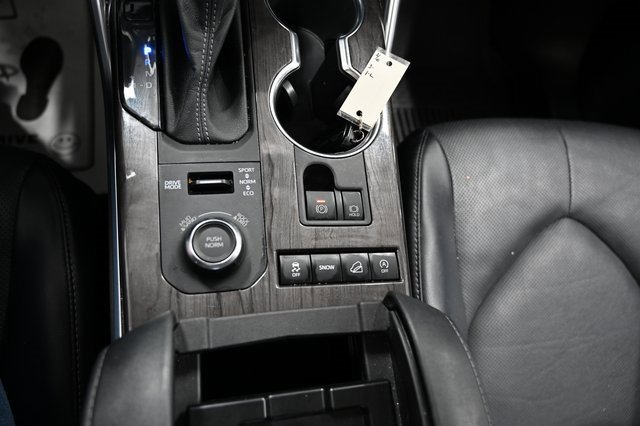 Used 2022 Toyota Highlander Platinum image 22