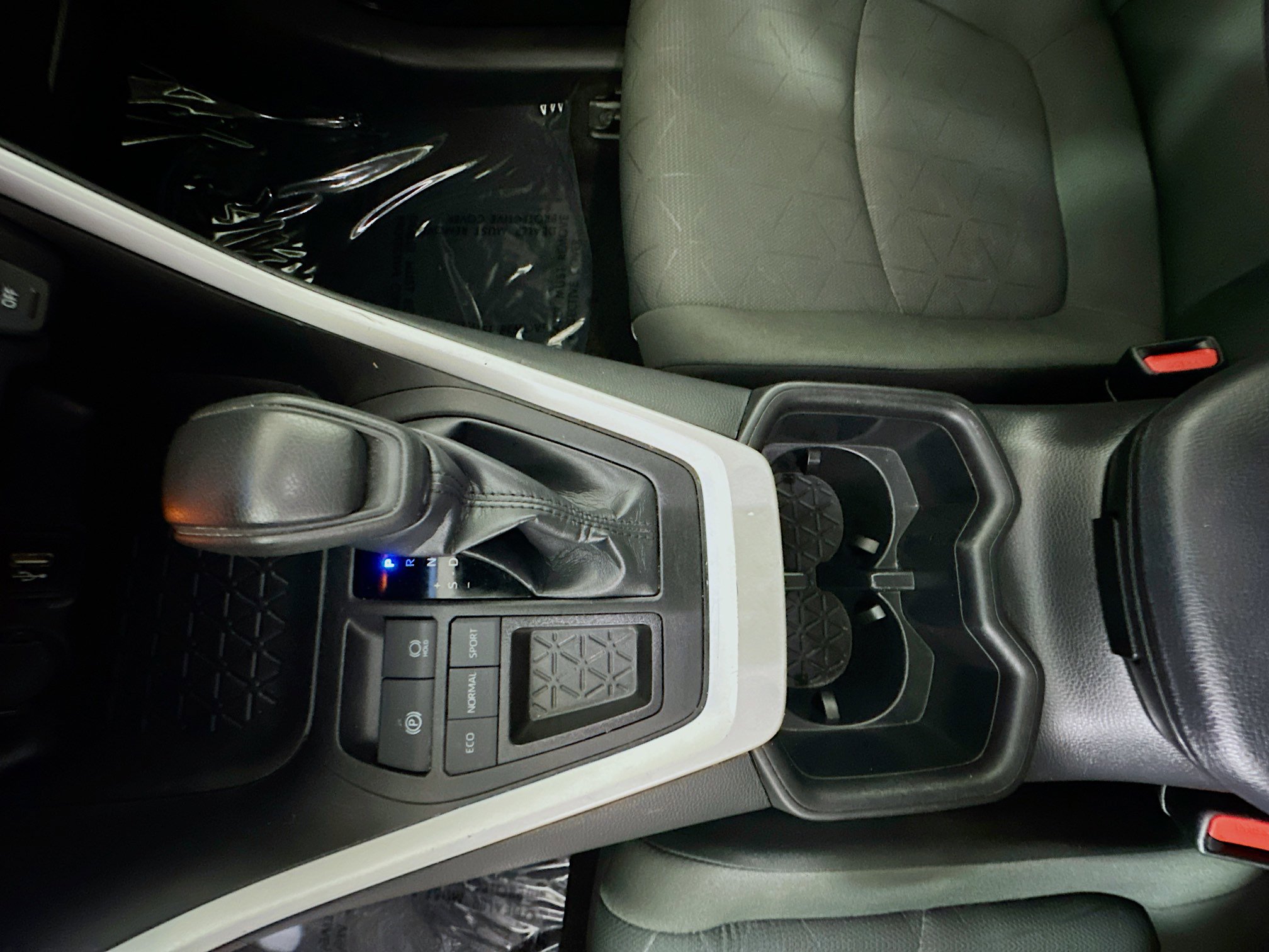 Used 2024 Toyota RAV4 XLE image 22