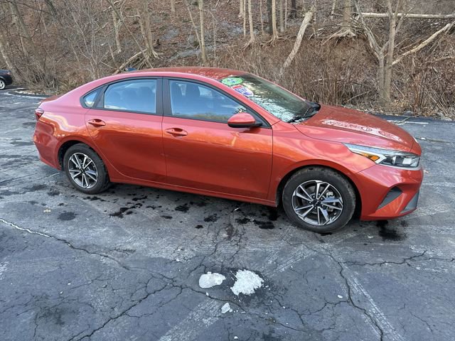 Used 2022 Kia Forte LXS image 11