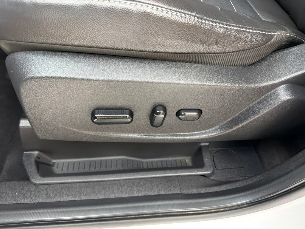 Used 2014 Ford Escape SE w/ Equipment Group 201A AWD/4WD image 32
