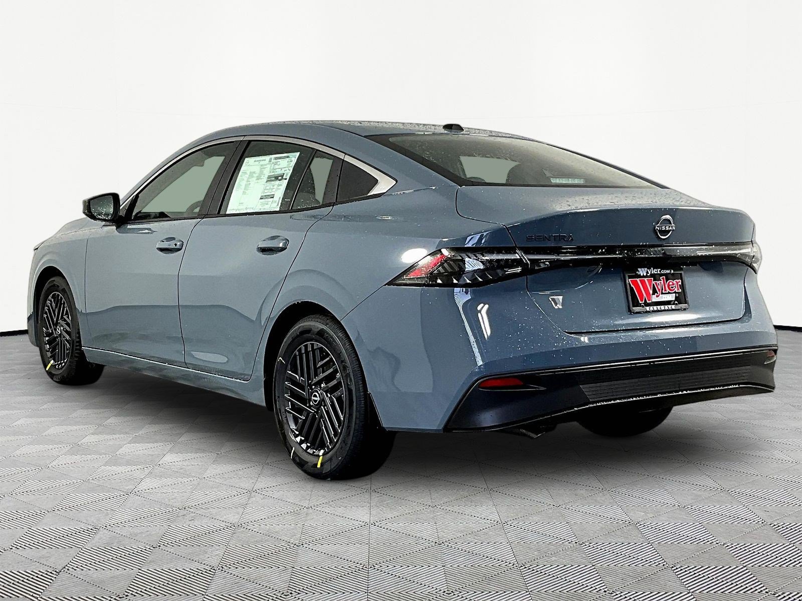 New 2026 Nissan Sentra SV w/ SV Convenience Package FWD image 4