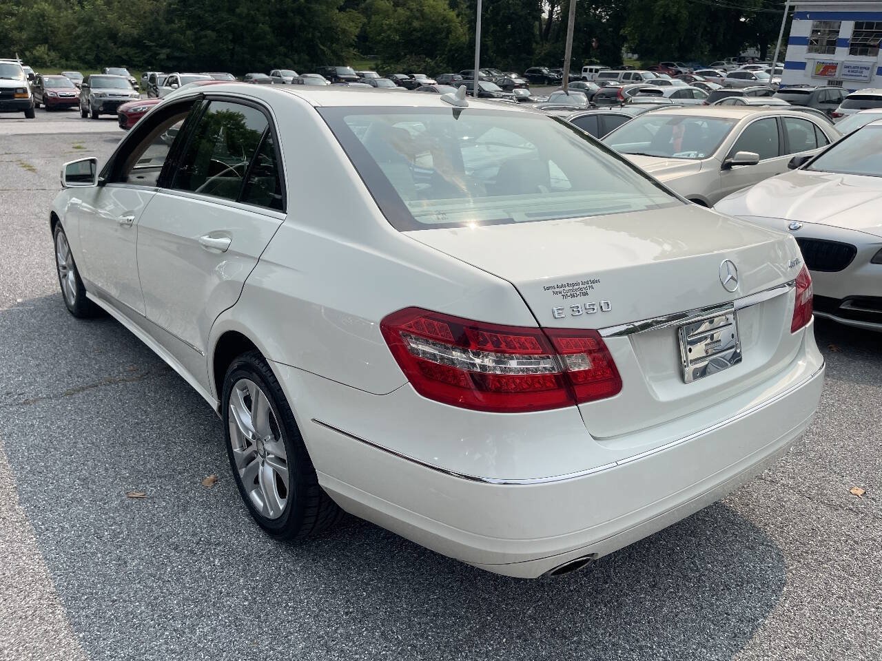Used 2011 Mercedes-Benz E 350 4MATIC Sedan image 6