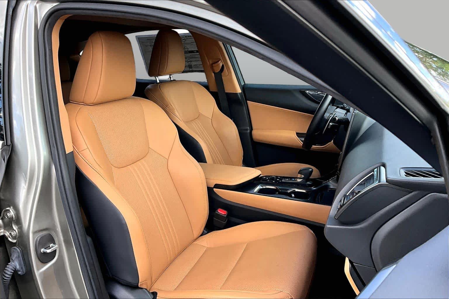 Used 2024 Lexus NX 350h AWD image 9