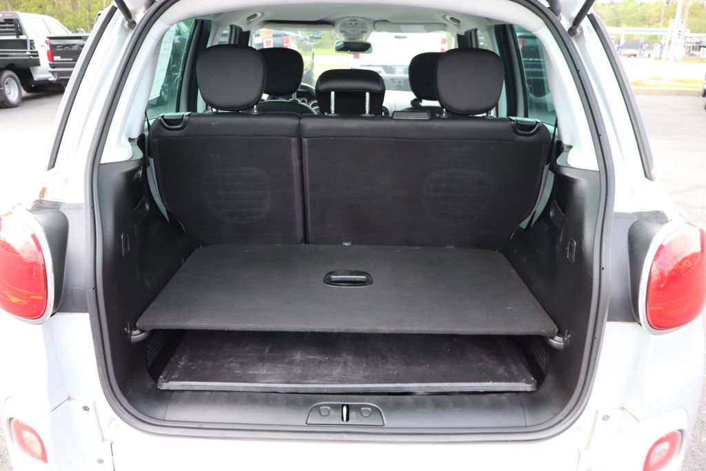 Used 2014 FIAT 500L Easy w/ Popular Equipment Group FWD image 28