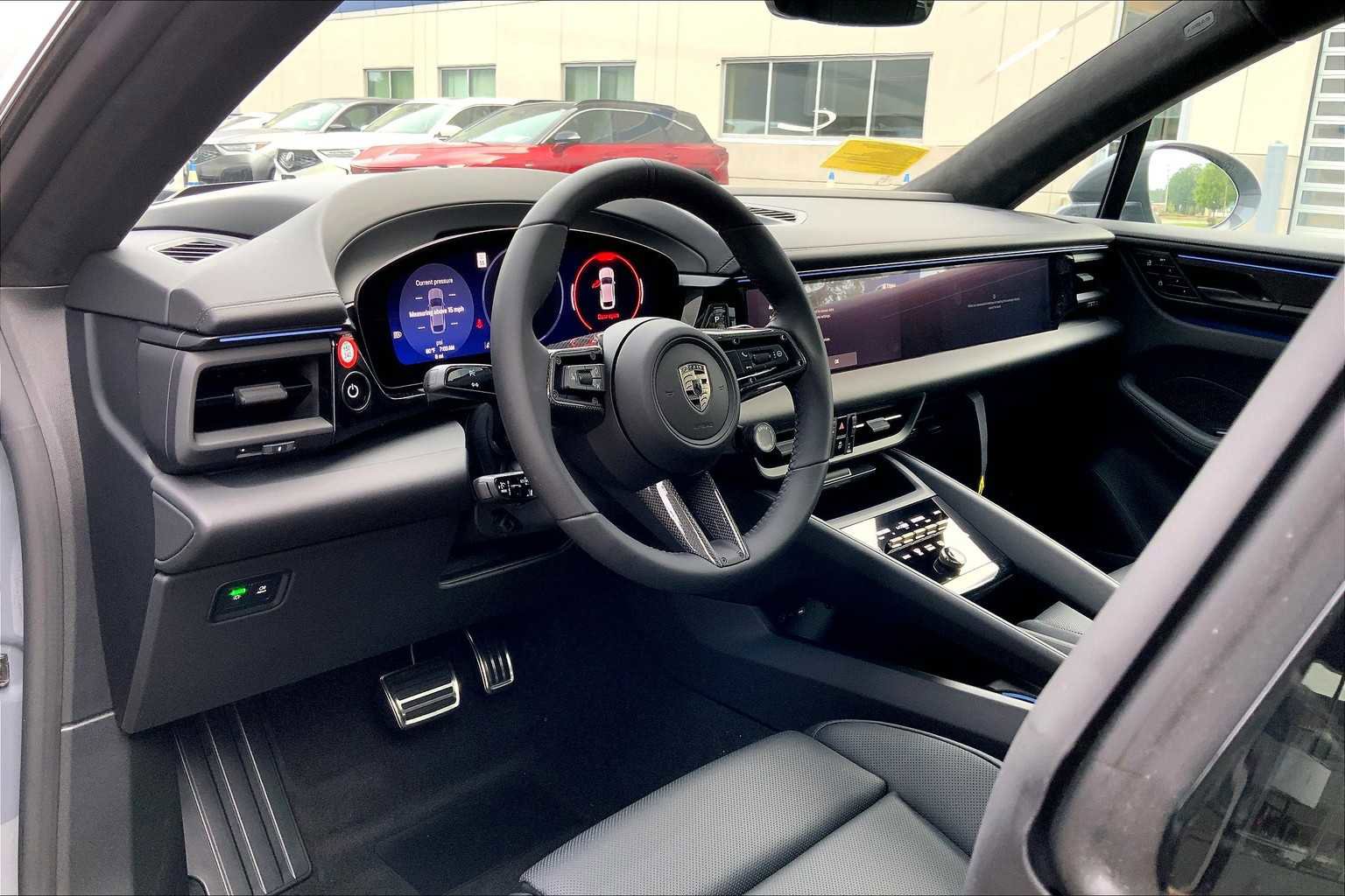 New 2025 Porsche Macan Turbo Electric image 4