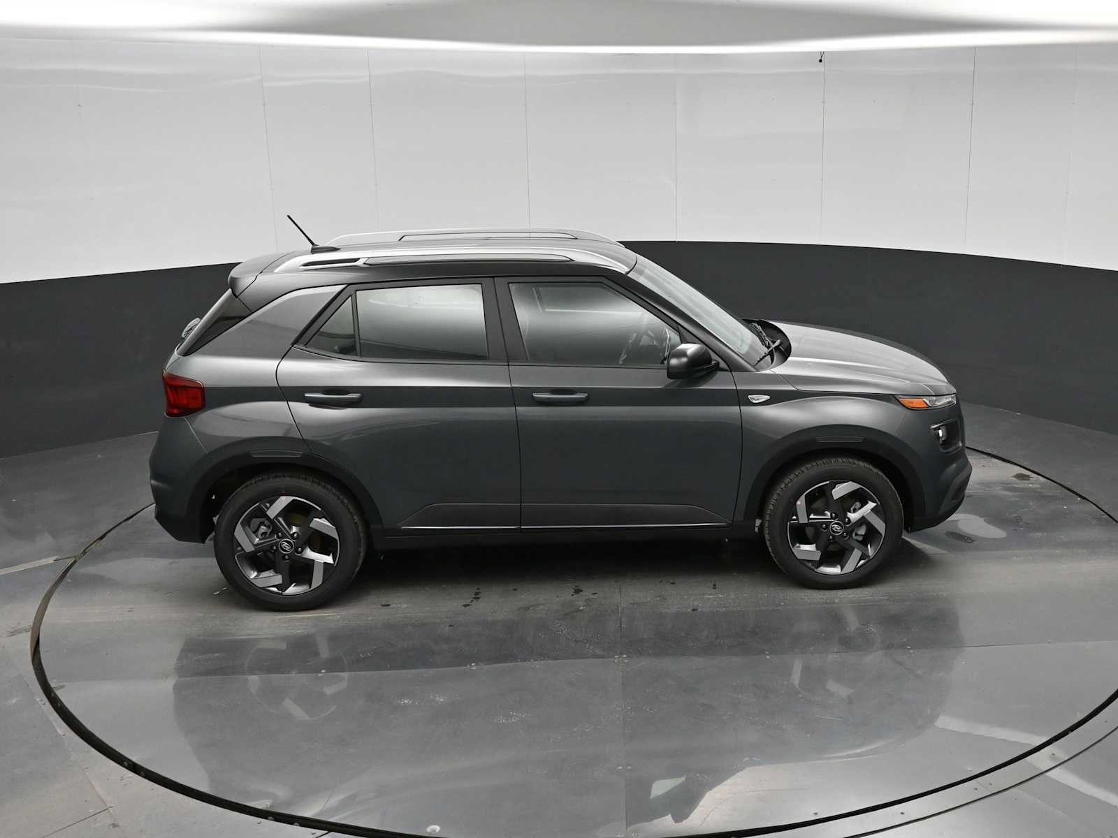 New 2026 Hyundai Venue SEL FWD image 30