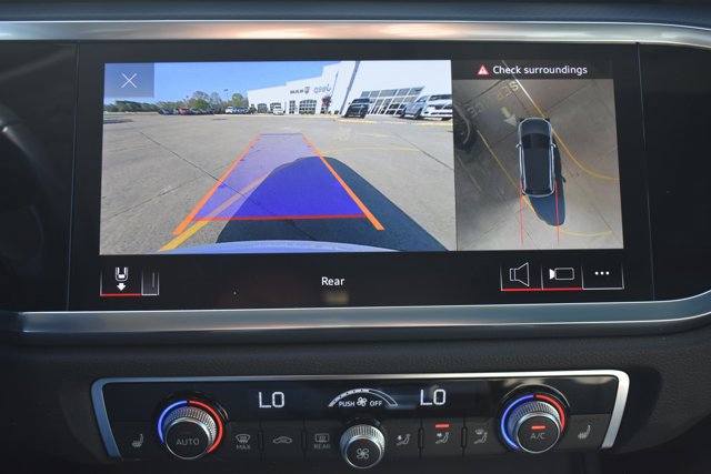 Used 2024 Audi Q3 2.0T Premium Plus image 28