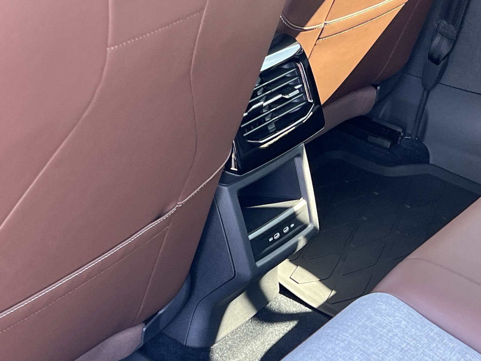 Certified 2023 Volkswagen ID.4 Pro image 22