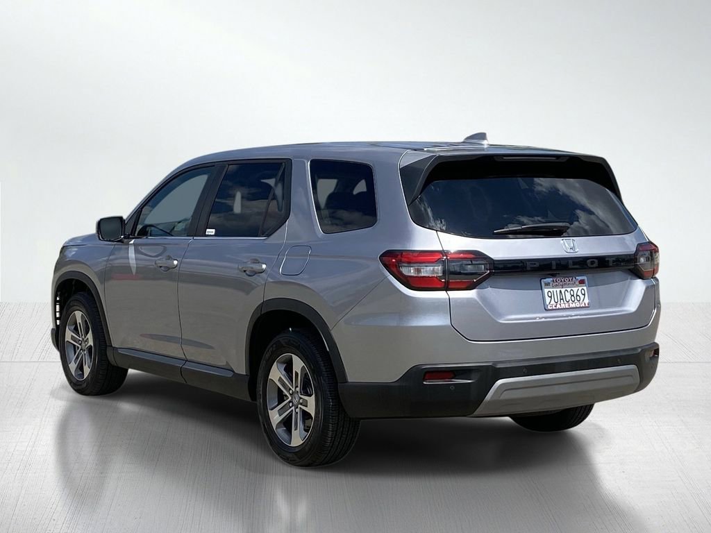 Used 2025 Honda Pilot EX-L image 4
