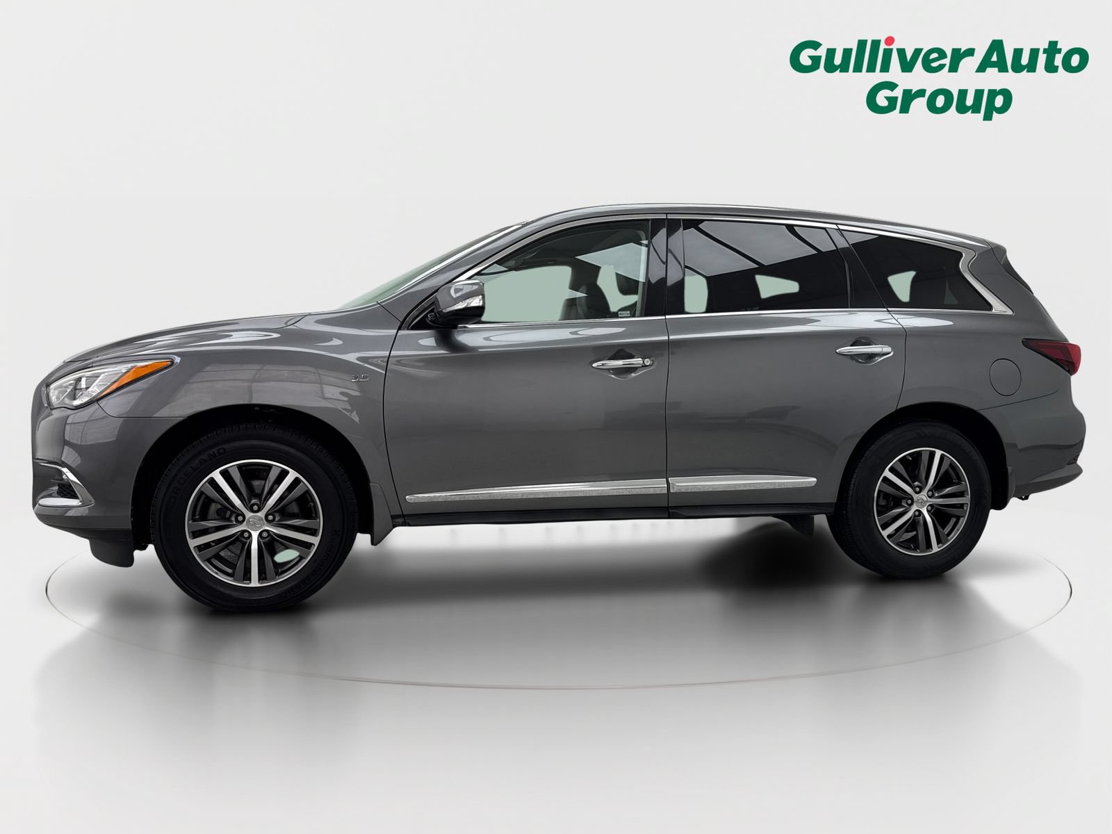 Used 2018 INFINITI QX60 FWD image 2