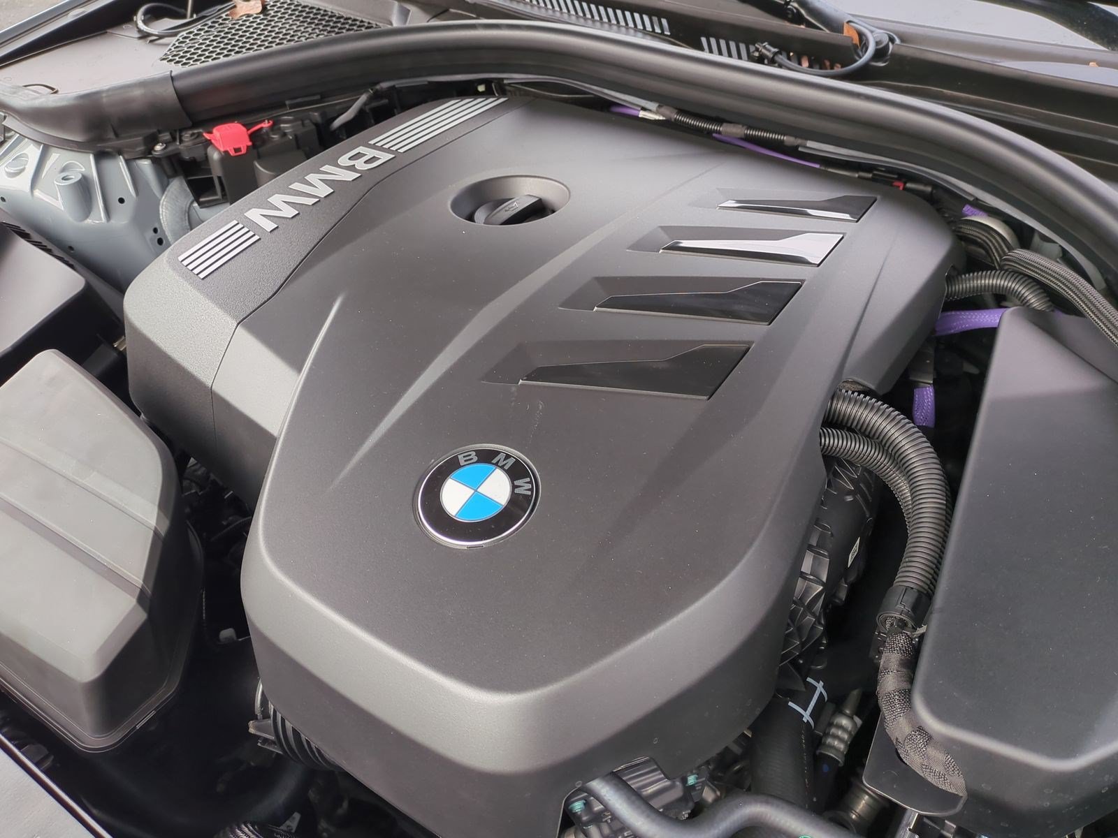 Used 2026 BMW 330i Sedan w/ M Sport Package RWD image 32