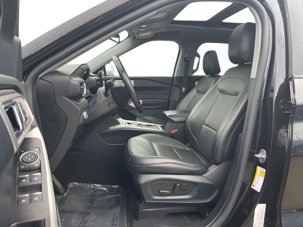 Used 2022 Ford Explorer Limited AWD/4WD image 10