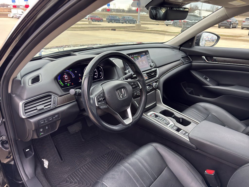 Used 2021 Honda Accord Touring image 9